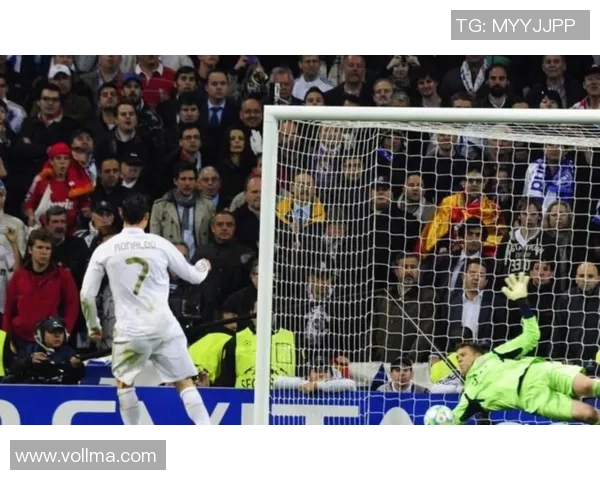 中超精彩对决本菲卡逆转拜仁点球大战引发全场狂欢战术分析揭秘